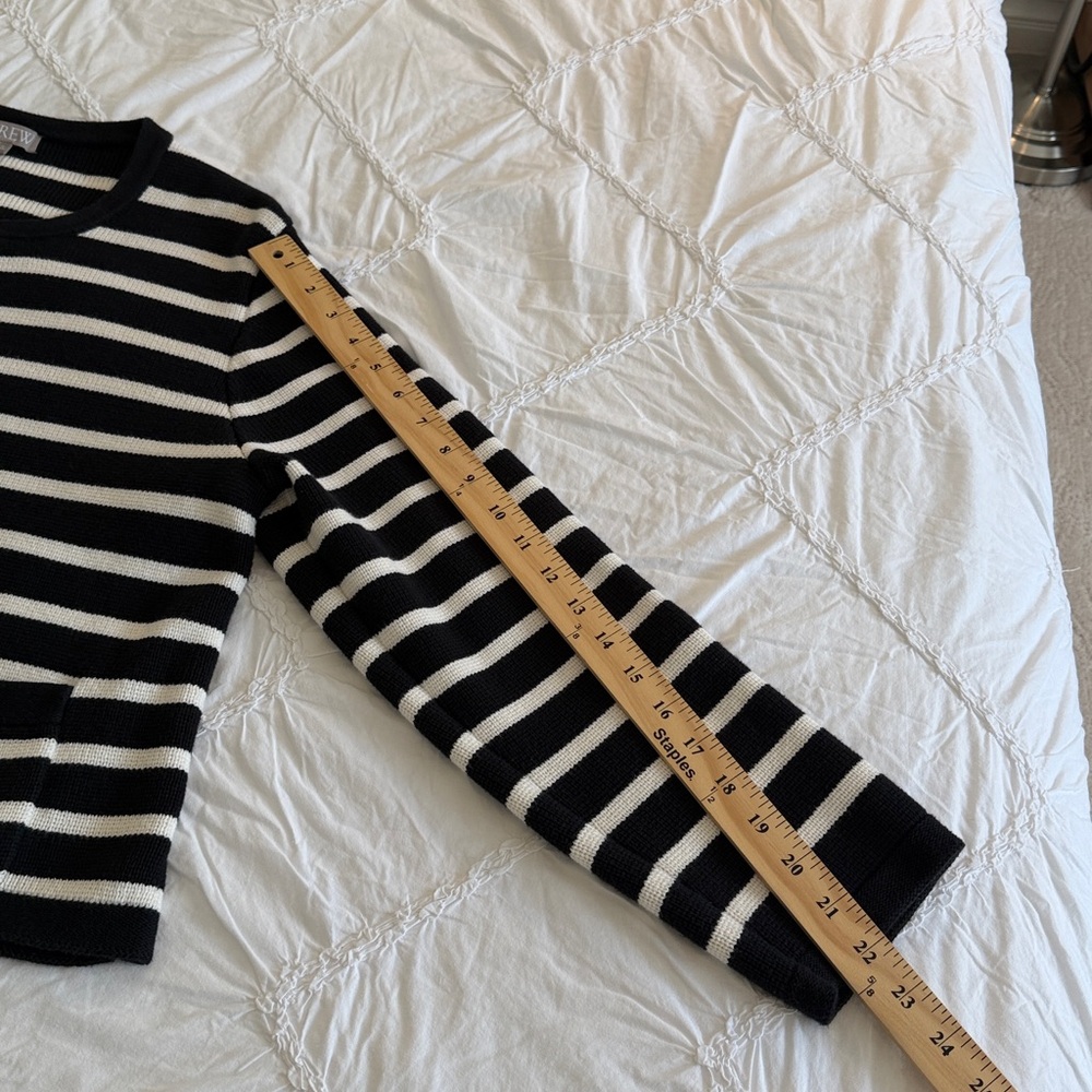 J.Crew Emilie Sweater Lady Jacket in Black Ivory Stripe Knit Cardigan sz L - Picture 12 of 13